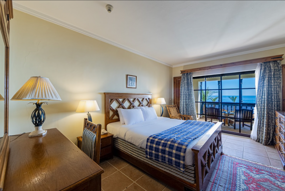 Executive Suite/ Suite, Sharm Plaza (еx. Crowne Plaza Resort) 4*