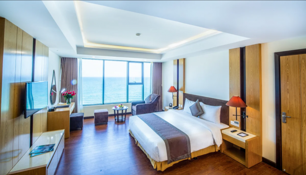 Deluxe/ Deluxe Ocean View, Muong Thanh Luxury Da Nang 5*