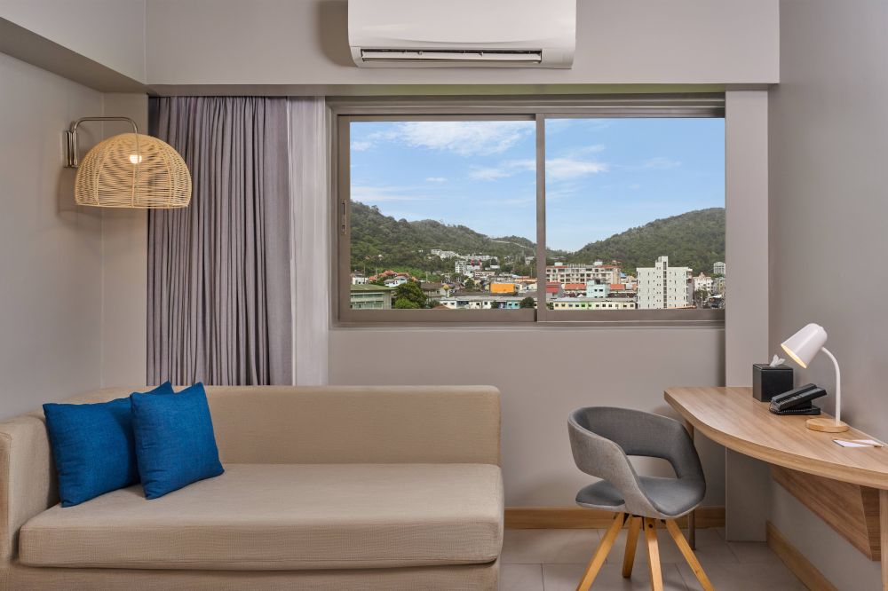 Privilege Room Mountain View, Mercure Phuket Patong Journeyhub (ex. Journeyhub Phuket Patong) 4*