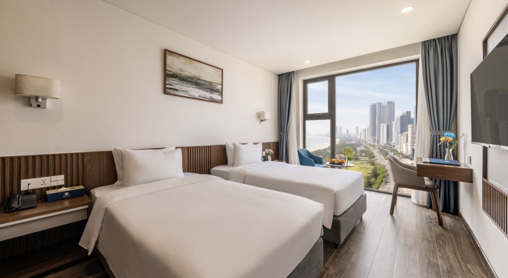 Premier, Mangata Beachfront Hotel 4*