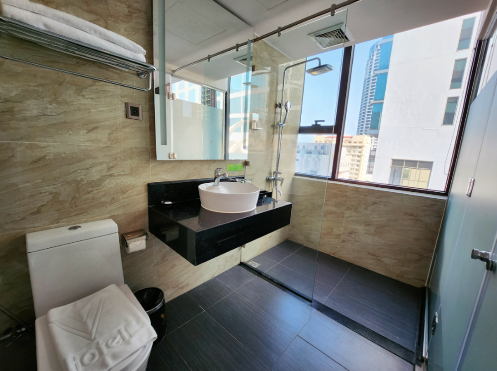 Сonnecting City View, V Hotel Nha Trang 4*