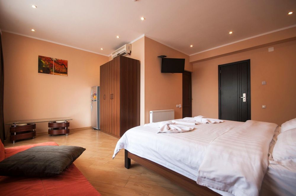 Junior Suite, London Palace 3*