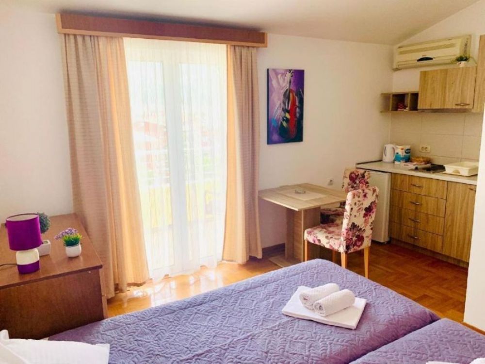 Studio 02, Vuksanovic Apartments 3*