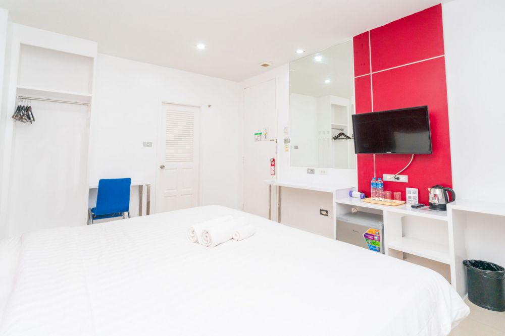 Superior Room, Patong Diamond Hotel 3*