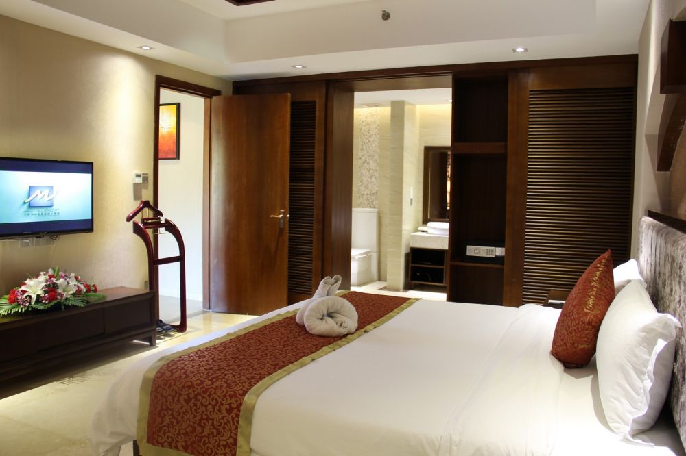 Luhuitou Mountain View Suite, Grand Metropark Bay Hotel Sanya 5*