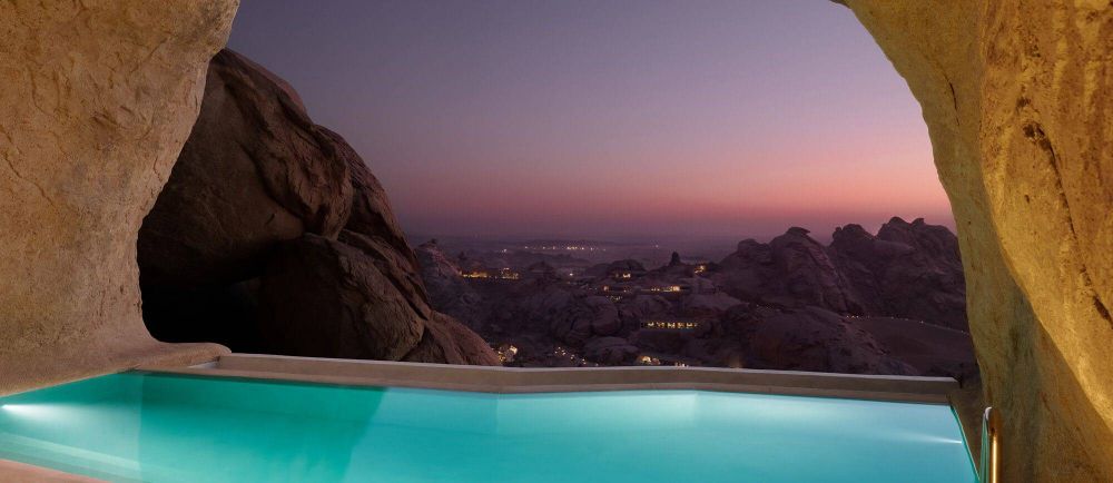 One-Bedroom Mountain Cave Suite, Desert Rock Resort 5*