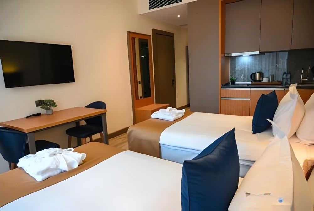 Family Room with Balcony (Connecting), New Wave Apart 