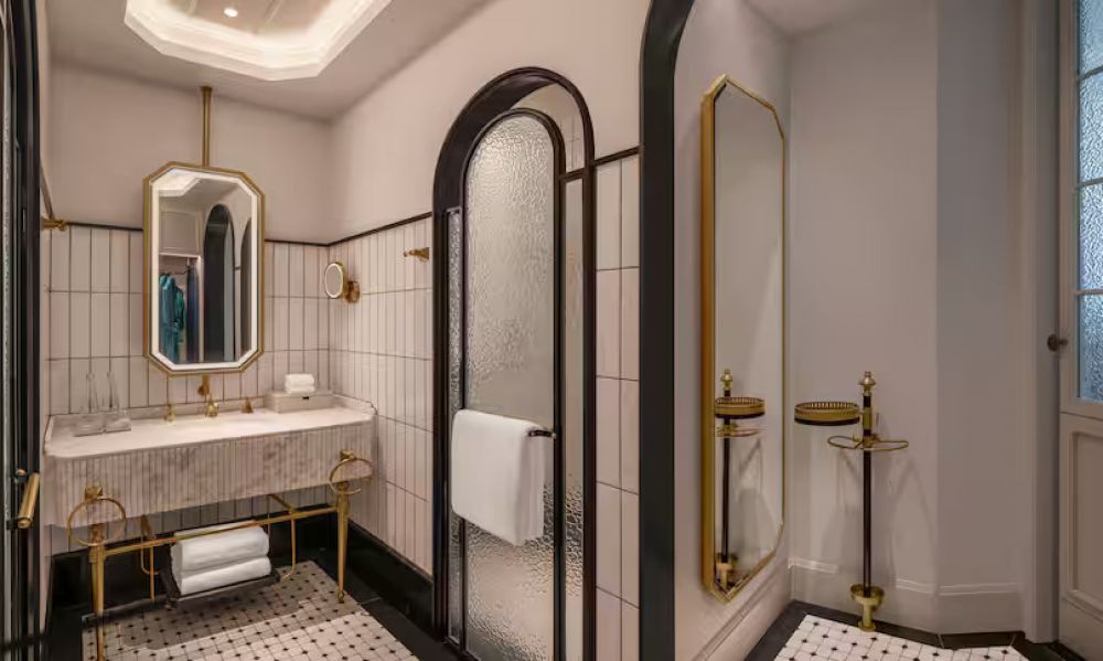 Sorrento Family Suite, La Festa Phu Quoc, Curio Collection By Hilton 5*