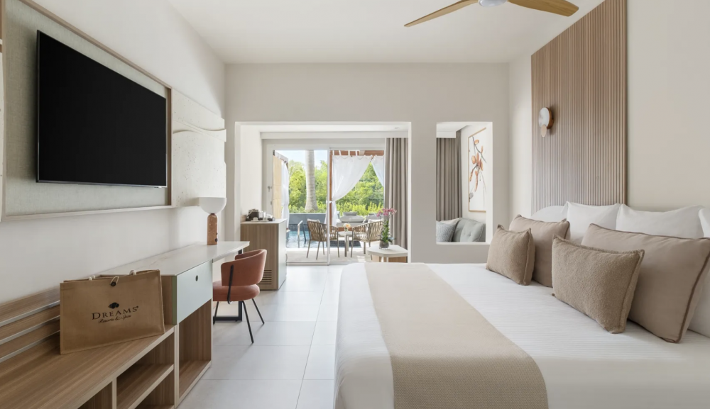 Preferred Club Junior Suite Swim out, Dreams Royal Beach Punta Cana (ex. Now Larimar Punta Cana) 5*
