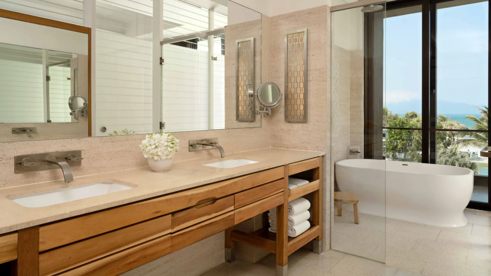 King/Twin Bedroom Ocean View, Hyatt Regency Danang Resort & Spa 5*