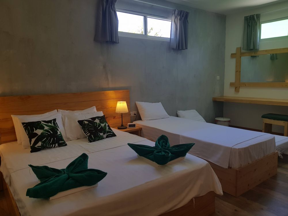 Tropical Deluxe Room, Isla Dhiffushi 