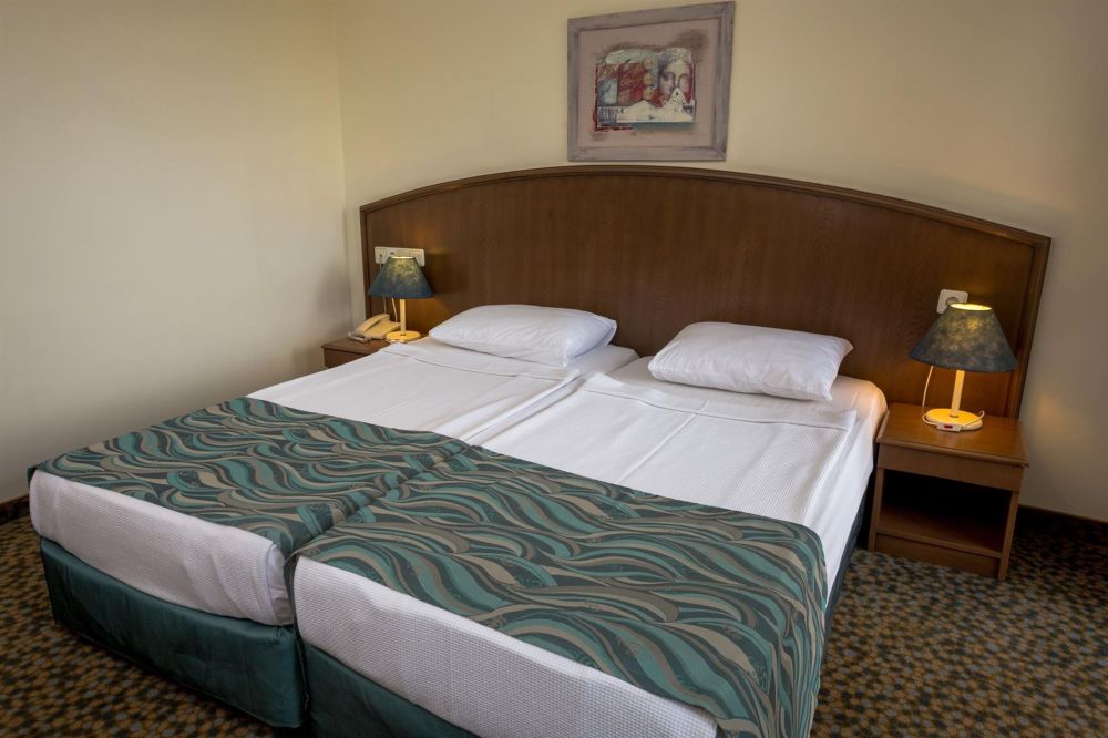 Standard Room, Dosi Hotel 4*