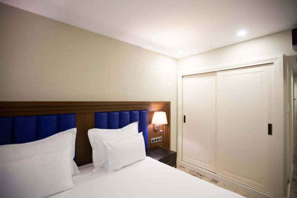 Deluxe Room, Ramada Plaza By Wyndham Istanbul Sultanahmet 5*