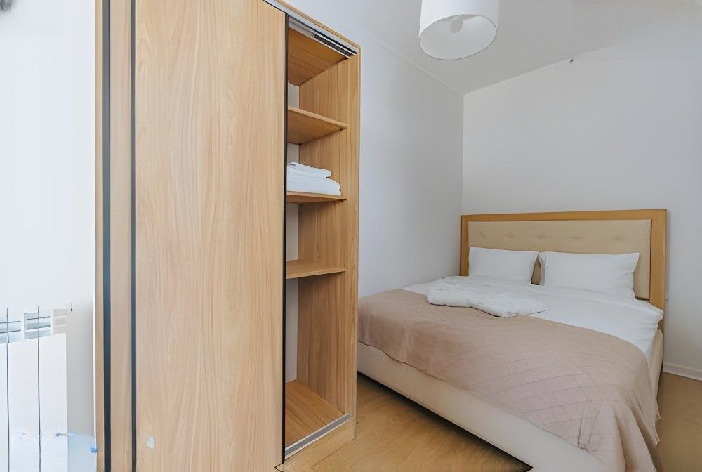 One Bedroom, Komunna Luxe Hotel And Apartments 4*