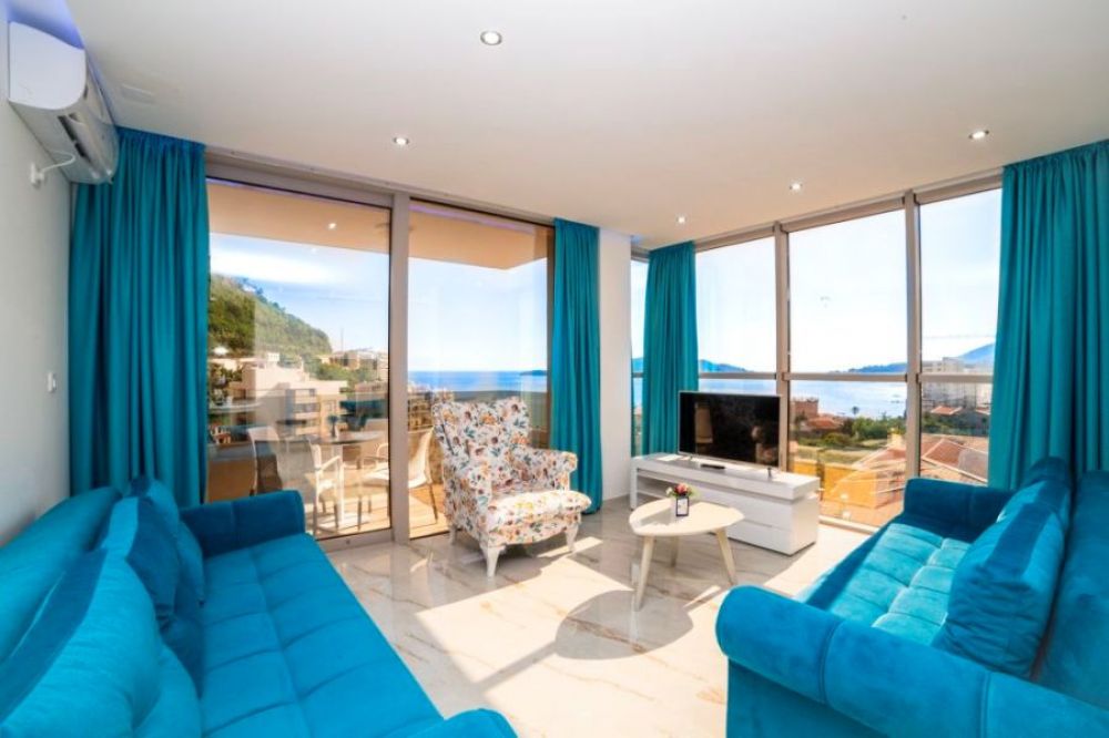 APP 06 Sea View Two bedrooms VII floor, Obala Aura 4*