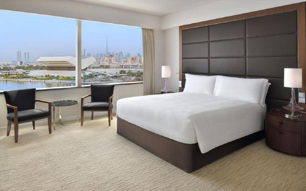 One King One Bedroom Suite Waterfront View, Crowne Plaza Dubai Festival City 5*