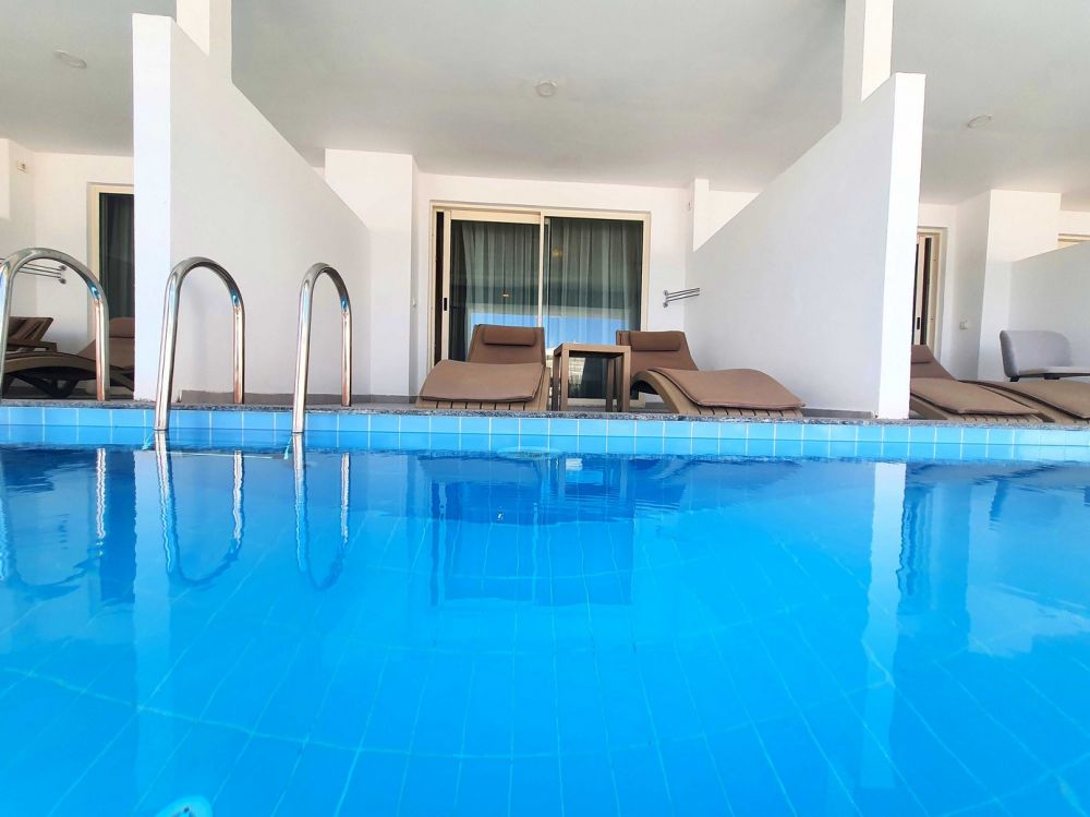 Swim Up Deluxe Room, Sunthalia Hotels & Resorts | Adults Only 16+ 5*