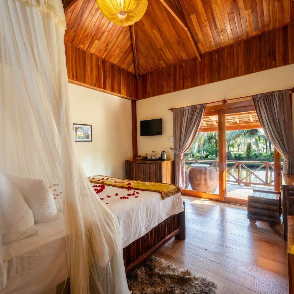 Riverfront Bungalow, Milana Beach Resort & Spa Phu Quoc 4*