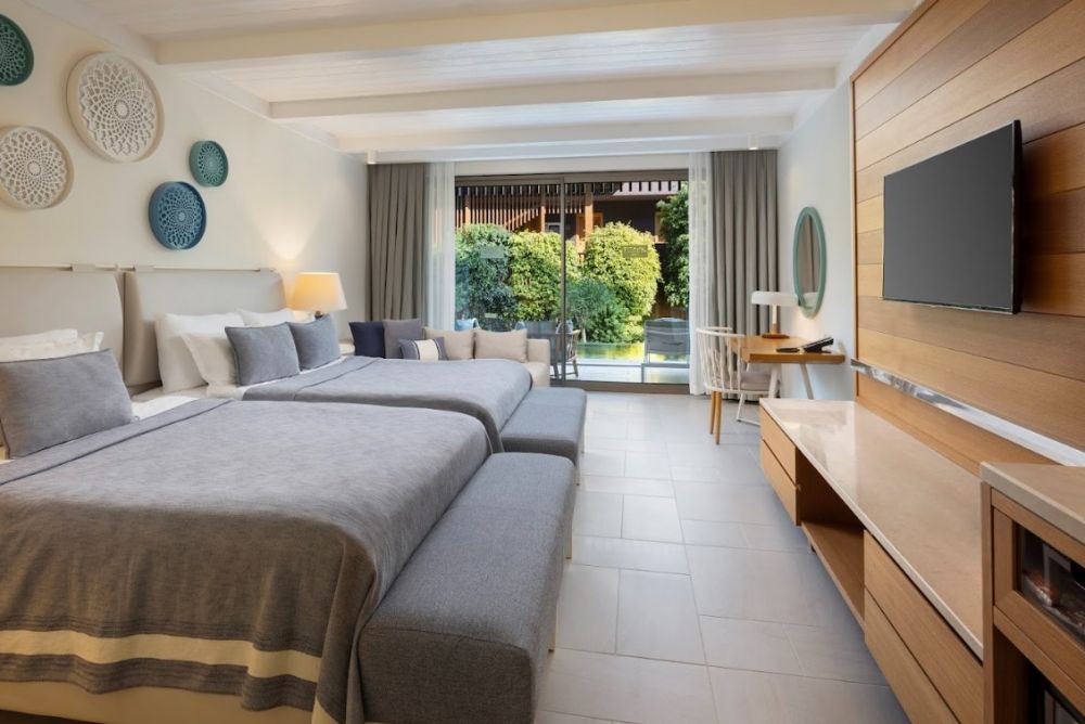 Swim Up Superior Room, Titanic Deluxe Bodrum Hotel 5*