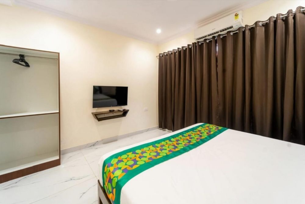 Standard Room (Oak), Grand Royale Eco Residency 3*