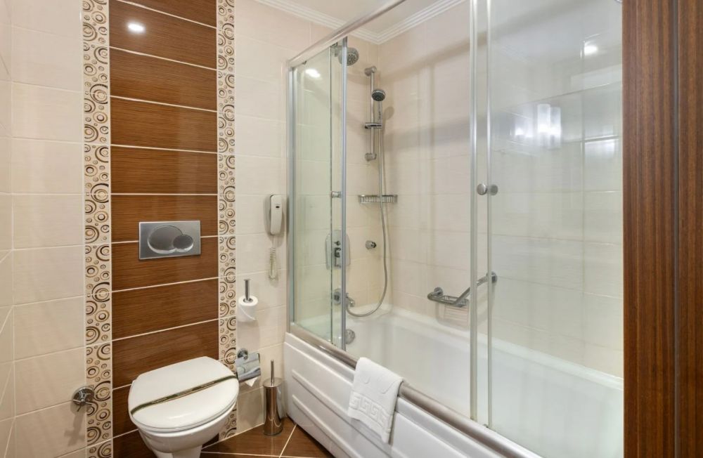 Deluxe Room City View/ Sea View, Megasaray West Beach 5*
