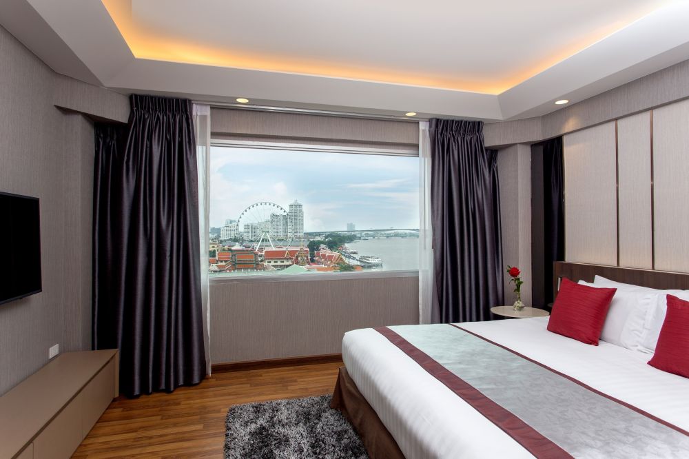 Premier Suite River View Room, Ramada Plaza By Wyndham Bangkok Menam Riverside 5*