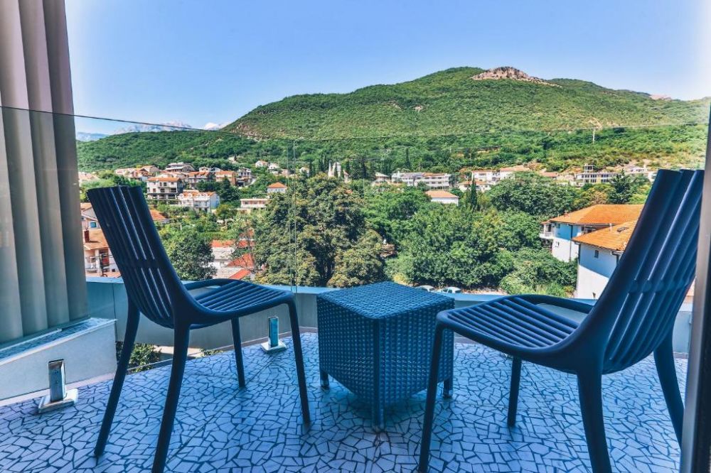 Deluxe Mountain View, Carine Hotel Kumbor (ex. Iberostar Selection) 4*