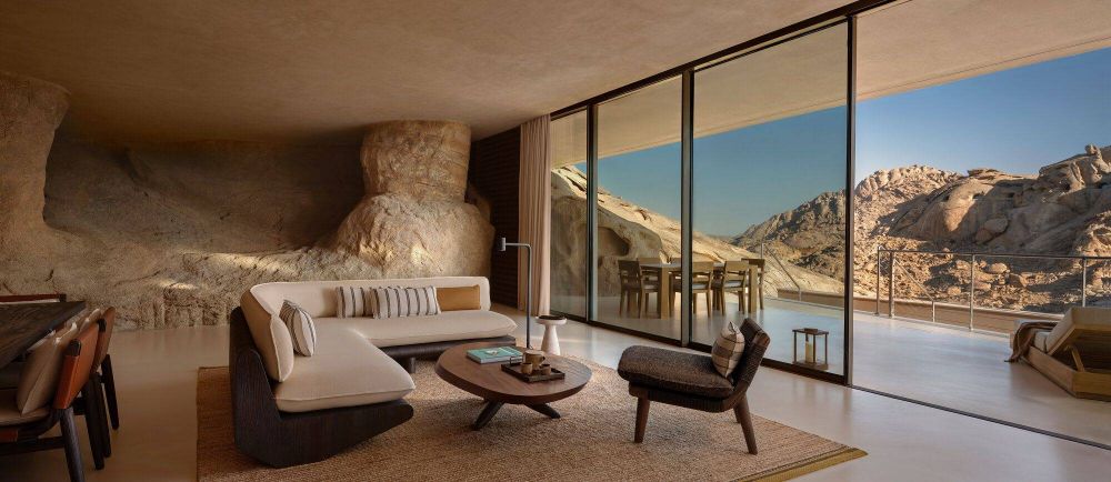 Two-Bedroom Cliff Hanging Villa, Desert Rock Resort 5*