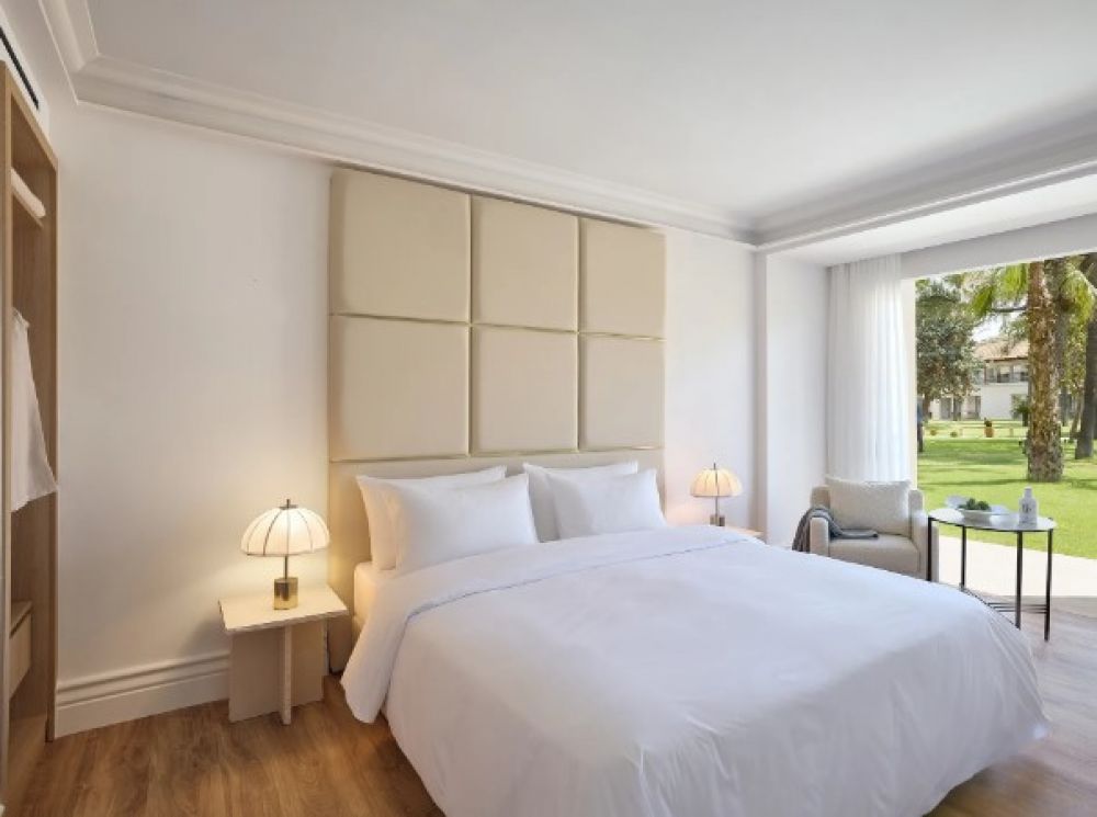 Deluxe Suite Garden/ Sea View, Grecotel Filoxenia Hotel 4*