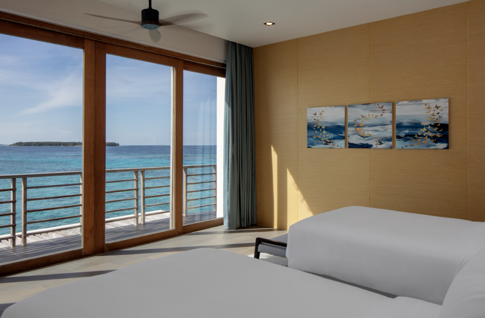 Presidential Overwater Villa 3 Bedrooms - Pool, Radisson Blu Maldives 5*