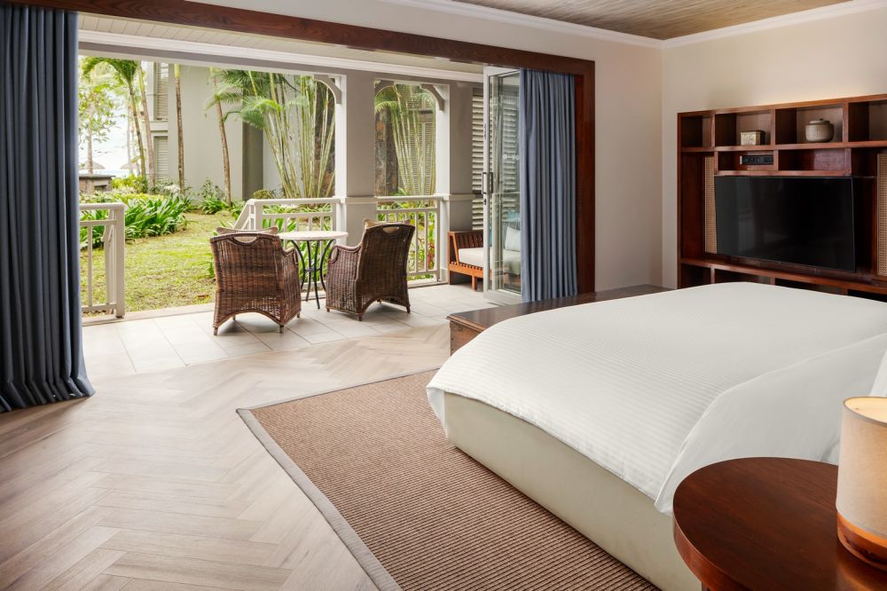 Junior Suite/Ocean Junior Suite, The St. Regis Le Morne Resort Mauritius (ex. JW Marriott Mauritius Resort) 5*