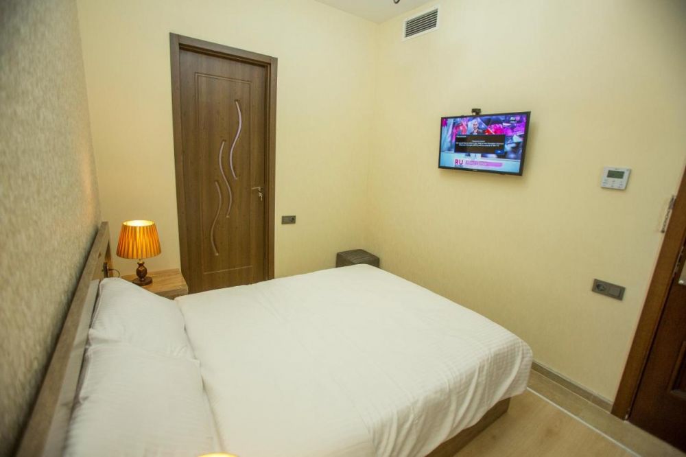 Small double/twin (Economy), Ire Palace 4*