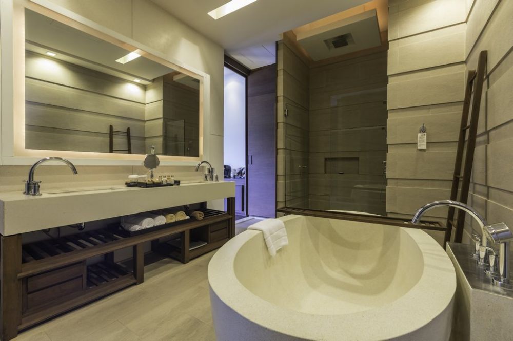 Moonlight Pool Suite, Cape Nidhra Hotel 5*