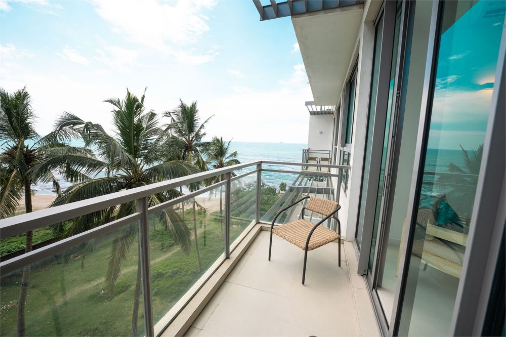 Two Bedroom Suite Partial/Direct Sea View, Ocean Front Condominium - Galle 4*