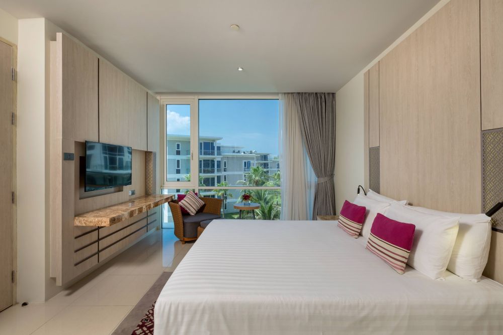 Executive 1 Bedroom Suite No Balcony, Splash Beach Resort (ex. Grand West Sands Resort & Villas) 5*