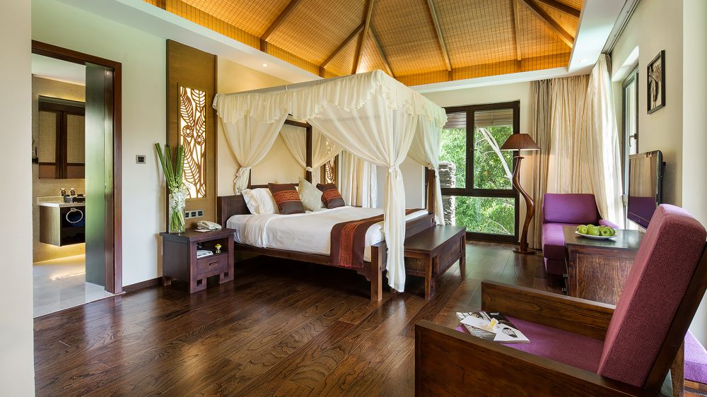 Deluxe 2 Bedrooms Villa, Yalong Bay Villas & Spa 5*