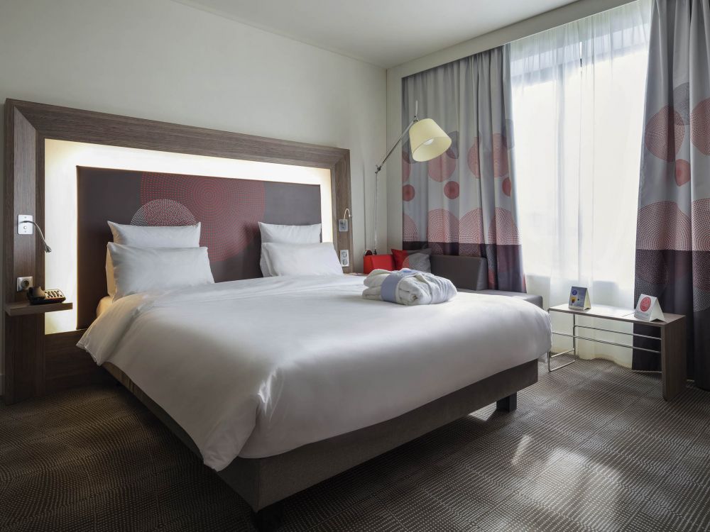 Junior Suite, Novotel Almaty City Center 4*