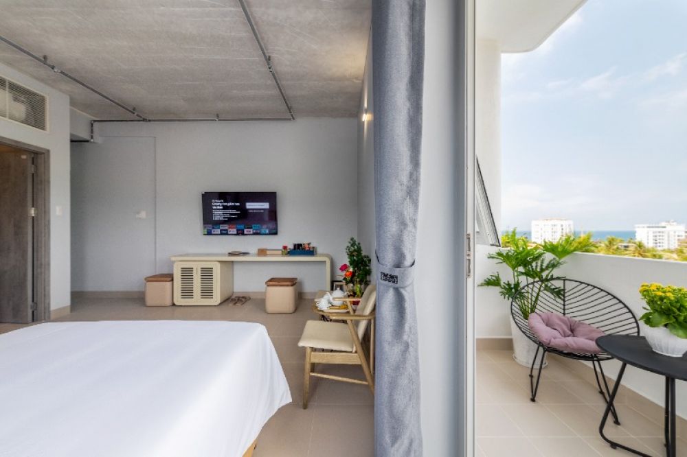 Deluxe With Balcony, The Up Phu Quoc 4*