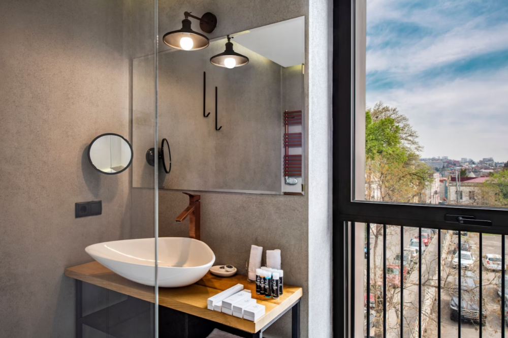 Corner Suite, Iota 5*