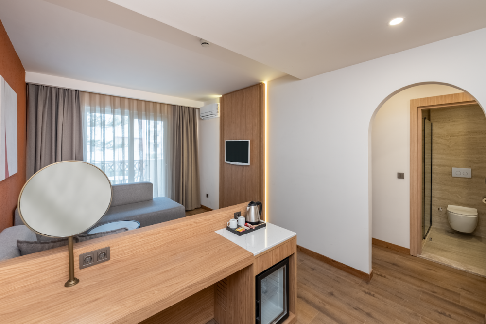 Suite Land View/ Pool View/ Sea View, Villa Sun Flower Aparts & Suites 4*