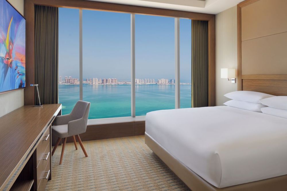 Deluxe Sea View/ City View, Delta Hotels City Center Doha 5*