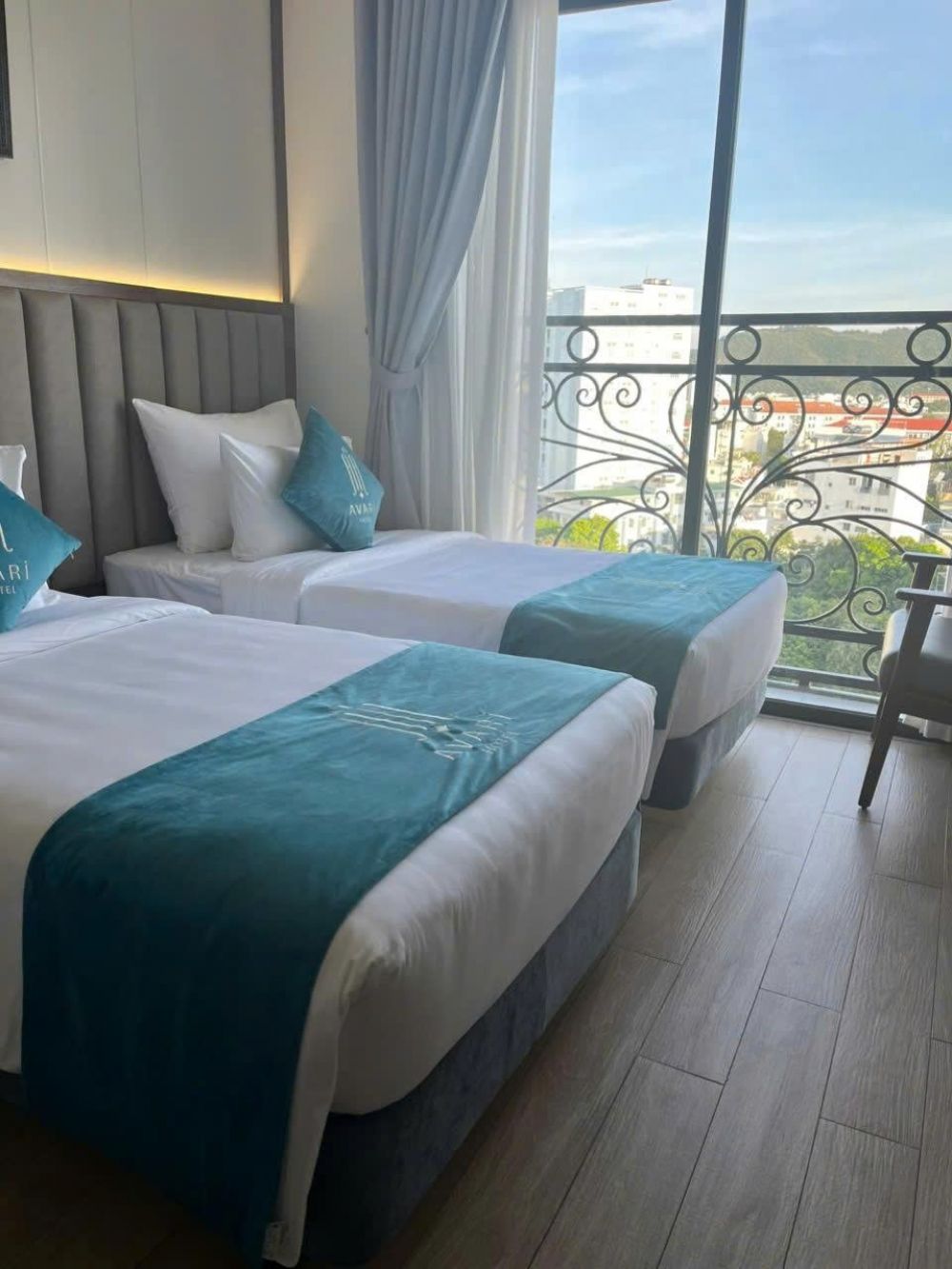 Superior Room City View, Avari Hotel 4*