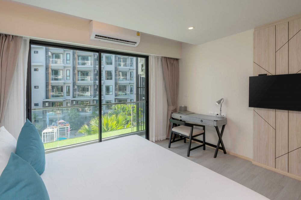 Deluxe Sea View Room/ Pool View Room, Best Western Plus Carapace Hotel Hua Hin 4*