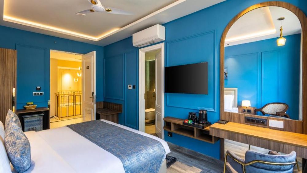 Deluxe, Renest Calangute Goa 4*