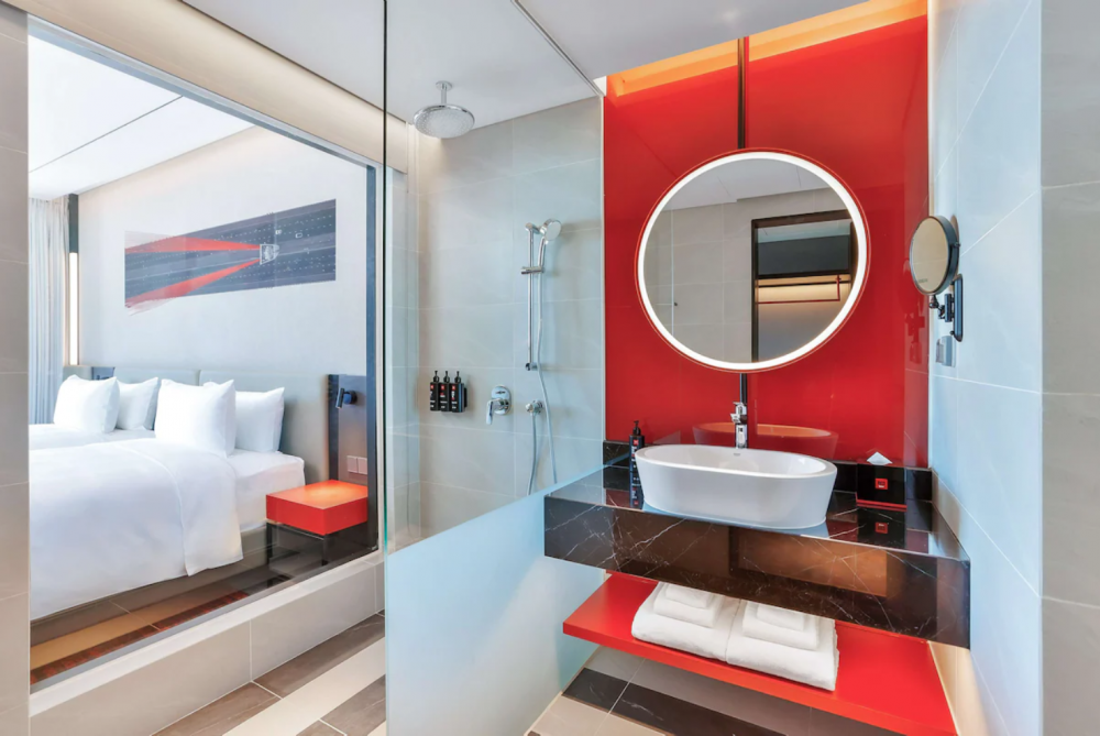 Superior Room, Radisson RED Danang 5*