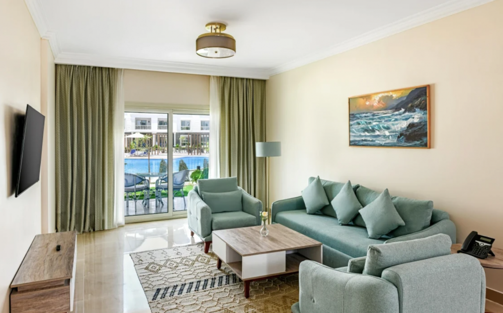 Deluxe Suite, Azur One Eleven 4*