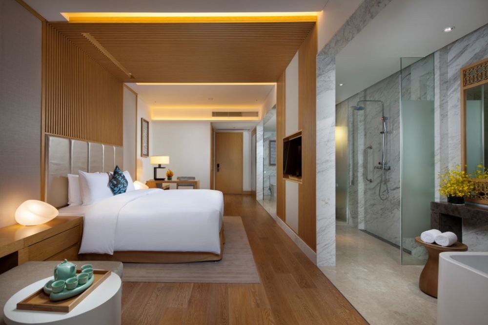 Deluxe Room, Thousand Cranes Sanya Yazhou Bay,Curio Collection by Hilton 5*