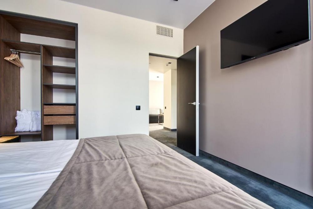 Two-room Deluxe, Fomich Residence 