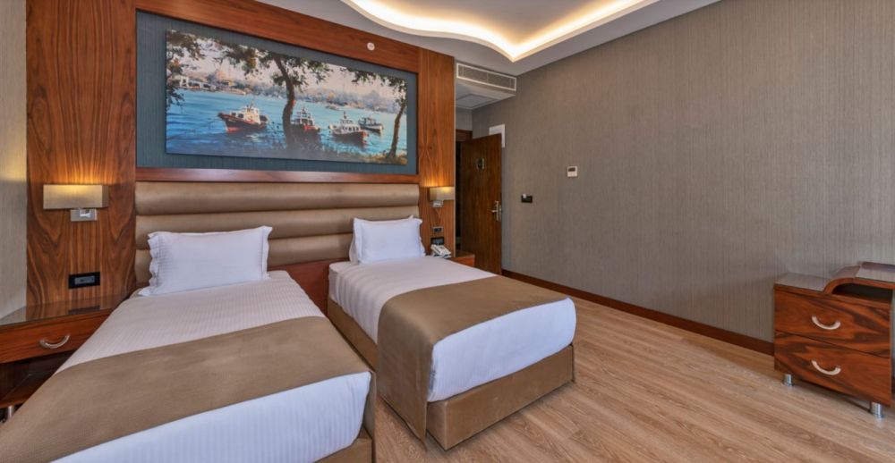 Standard, Piya Sport 4*