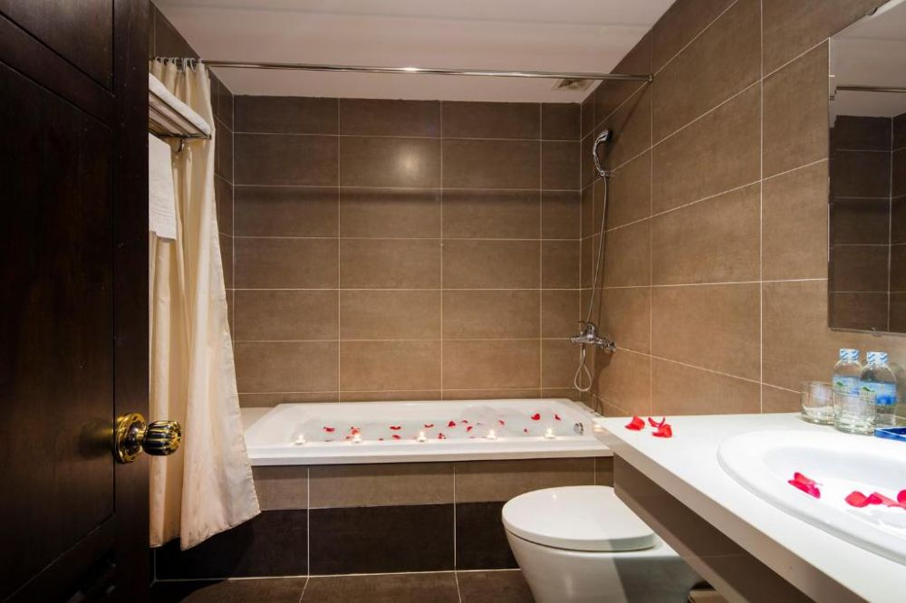 Senior Deluxe, Edele Nha Trang 3*